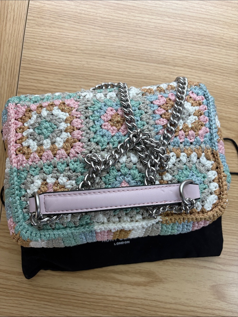 Kurt Geiger Crochet Kensington Medium Bag - Picture 6 of 7